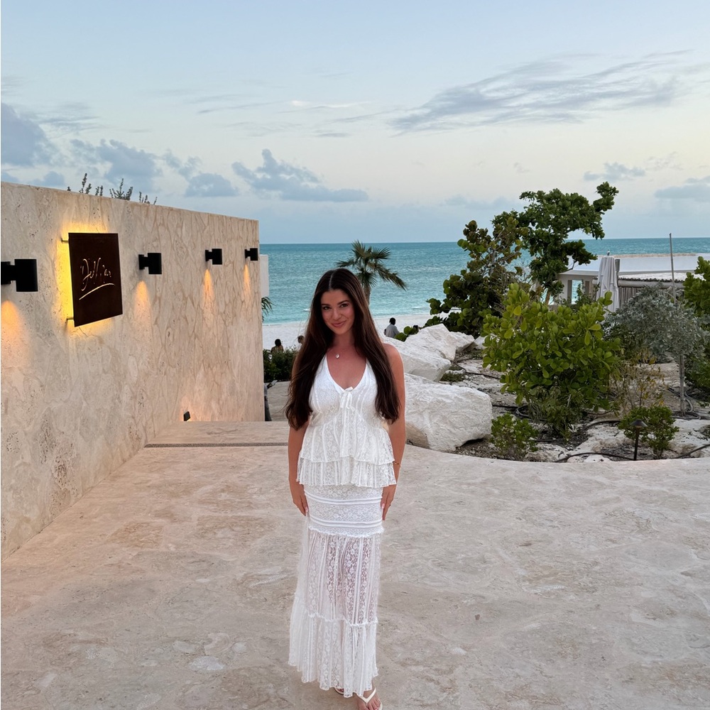 Coverstory White Textured Top and skirt